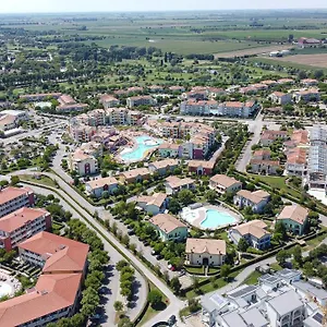 Altanea Con Piscina Appartamento Caorle